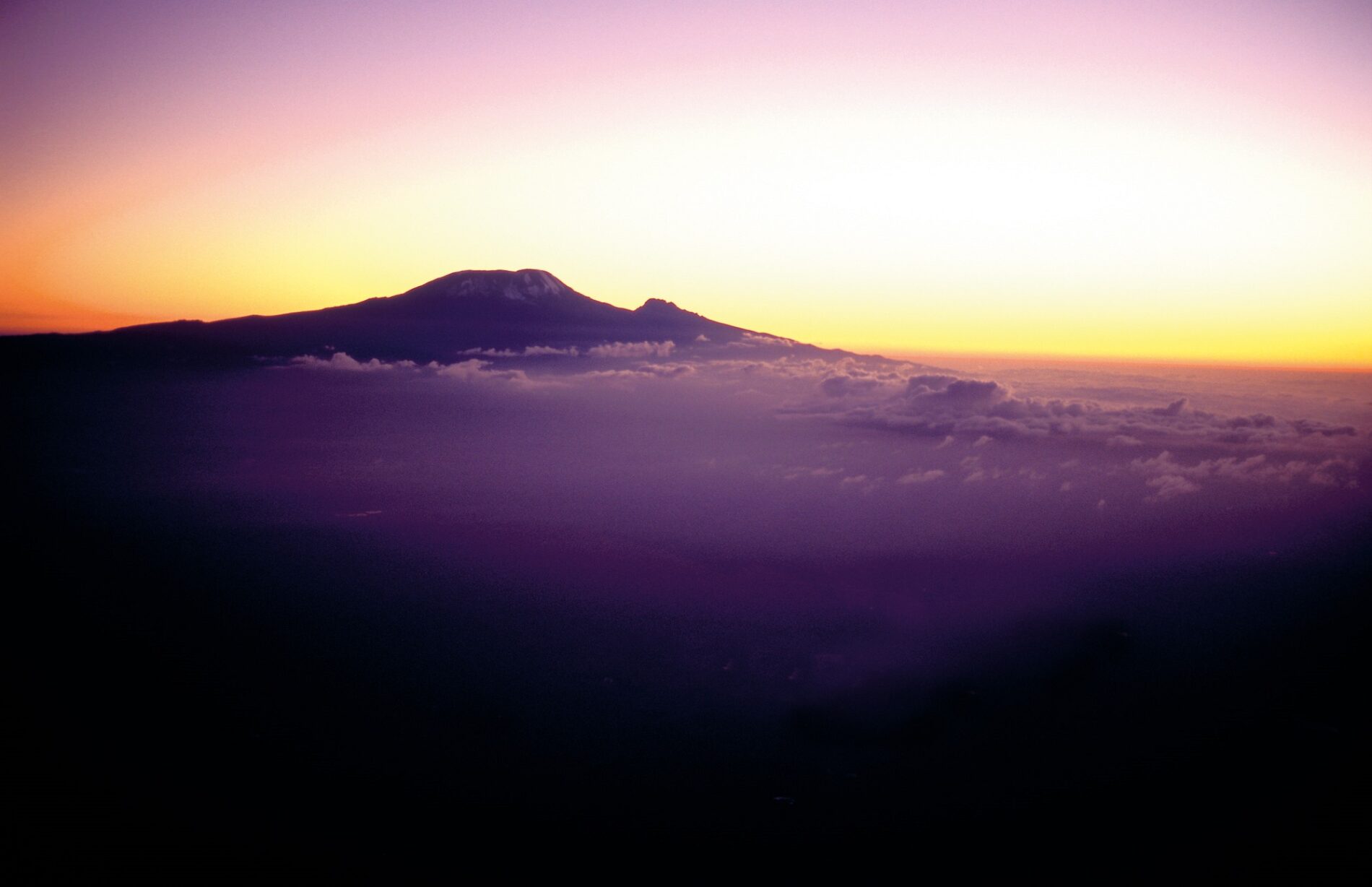 Sonnenaufgang am Mount Meru © Markus Walter